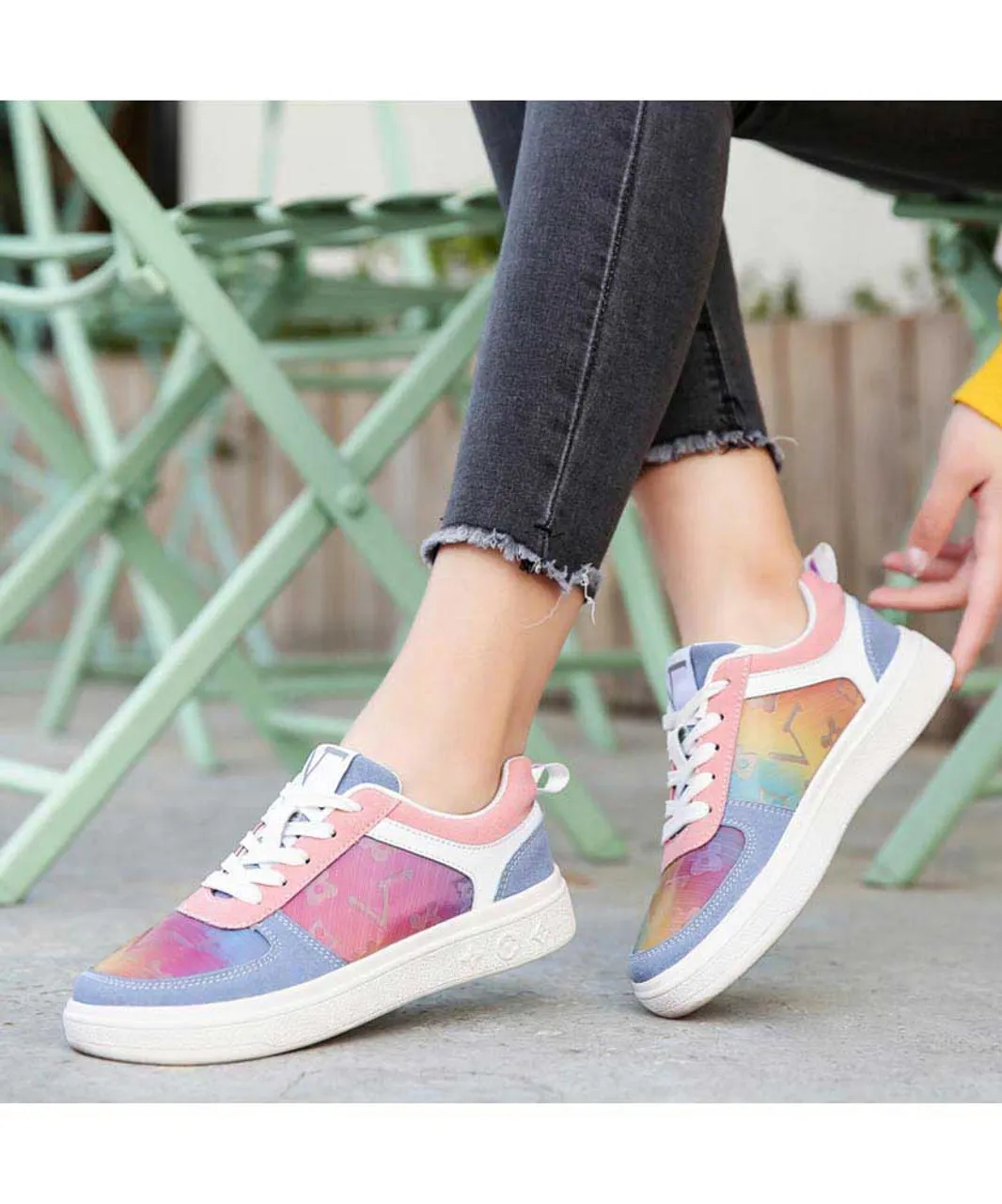 Multi color pattern vamp lace up shoe sneaker