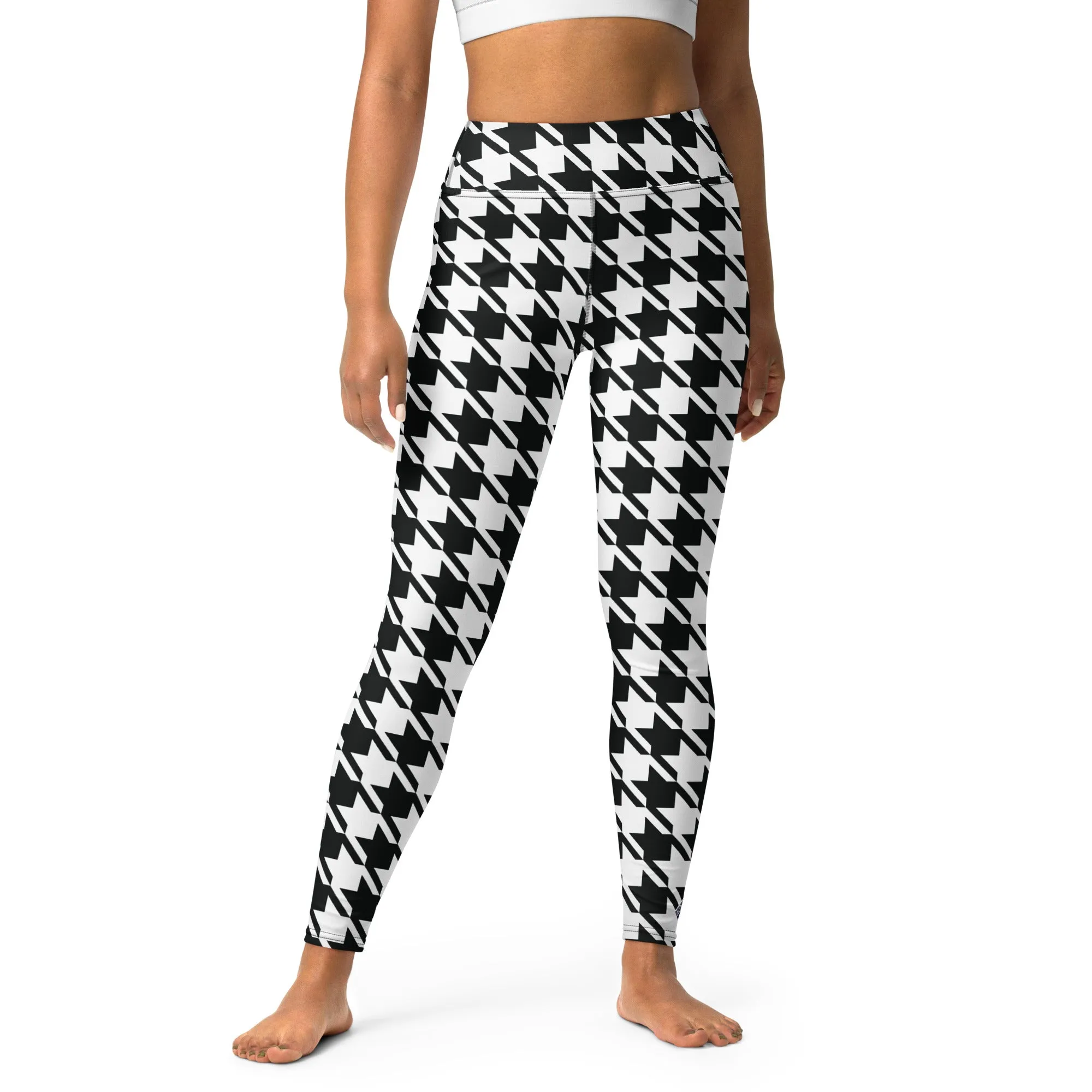 Trendy Training: Women's Houndstooth Yoga Leggings